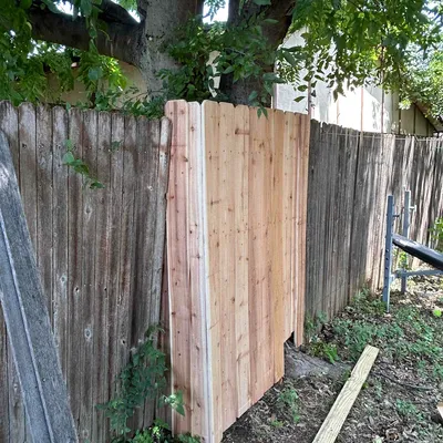 Fence Repair & Support Post Installation — gallery image 4