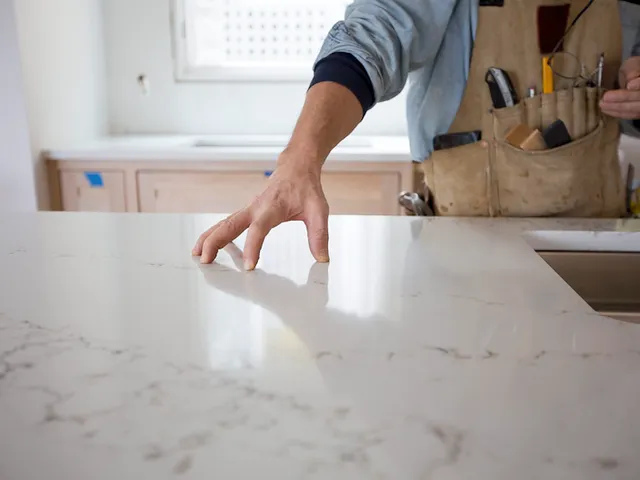 Granite Countertop Edge Trimming